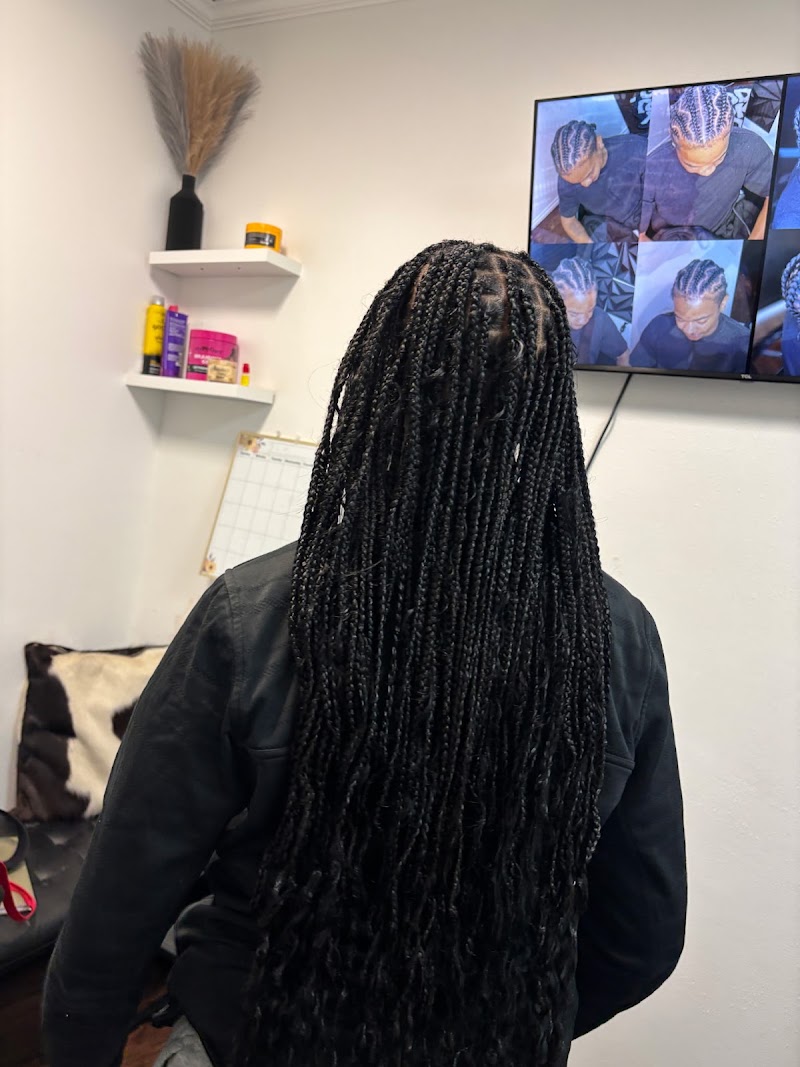 Hair Braiding And Weaves