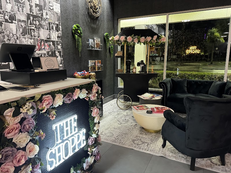 The Moda Salon
