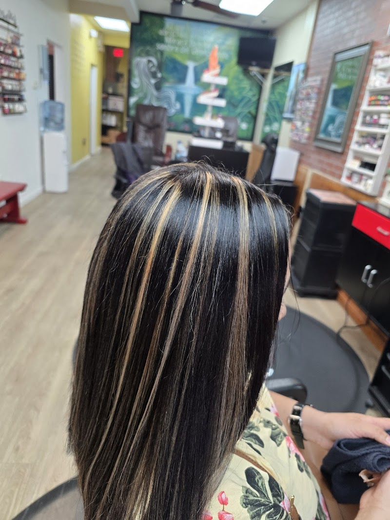 Rosy's Beauty Salon for Men and Women