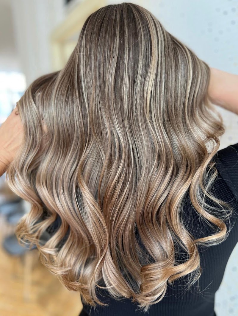 Cecias Beauty Salon