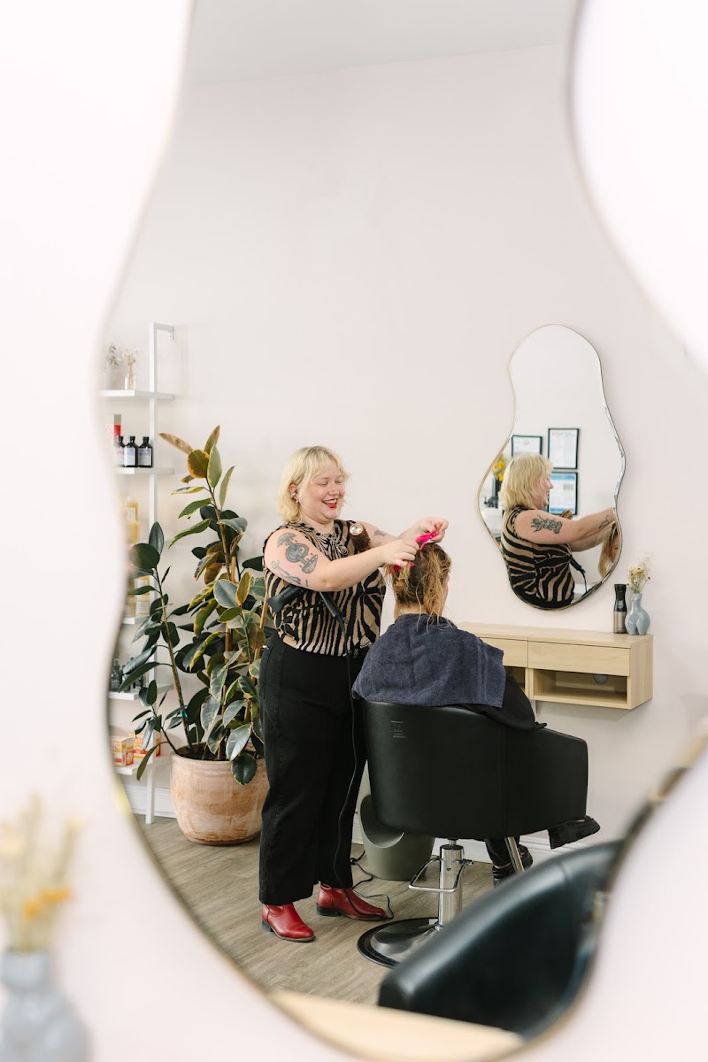 BLOOM Salon