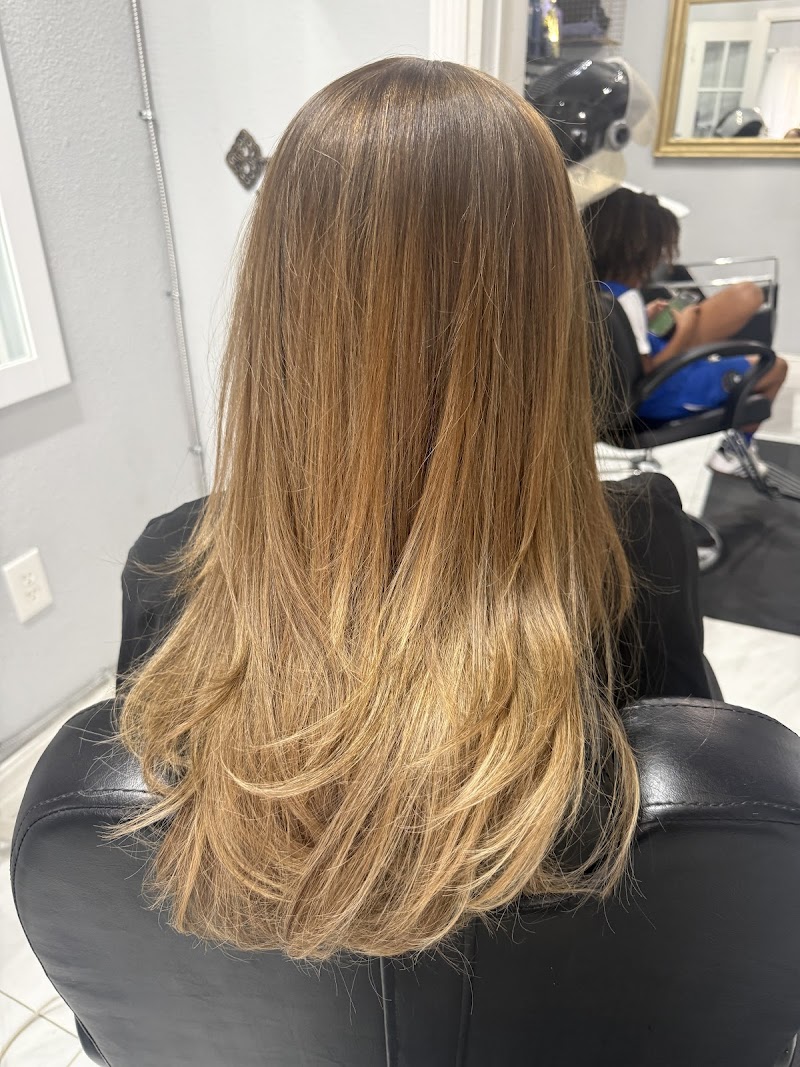 Flawless Lounge LLC