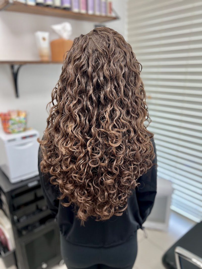 Curls by Cassie