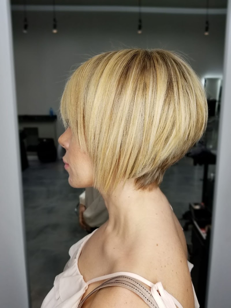 Primo Salon