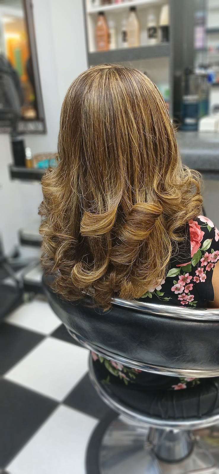 Moonlight Beauty Salon