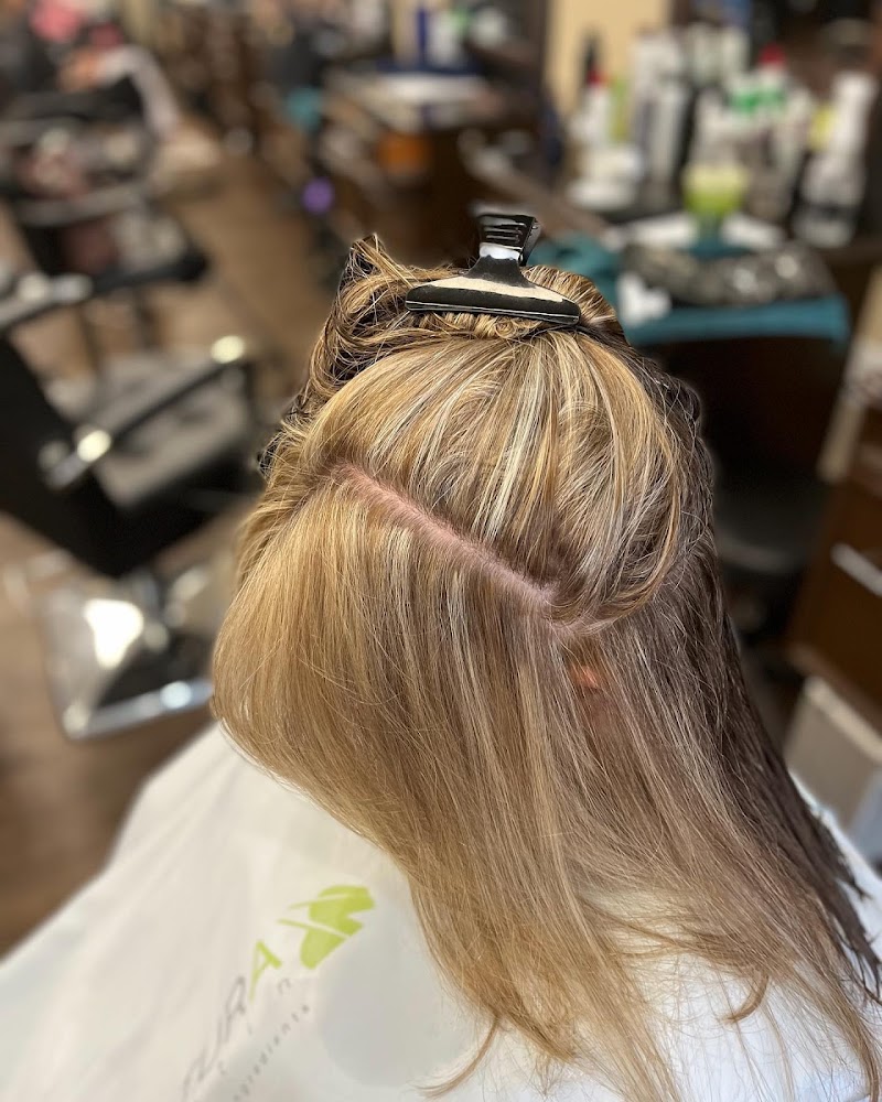 Salon Revive