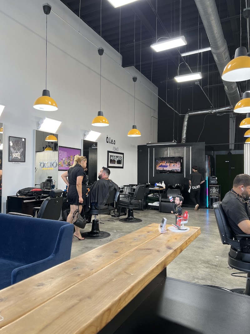 Òleo Men's Salon