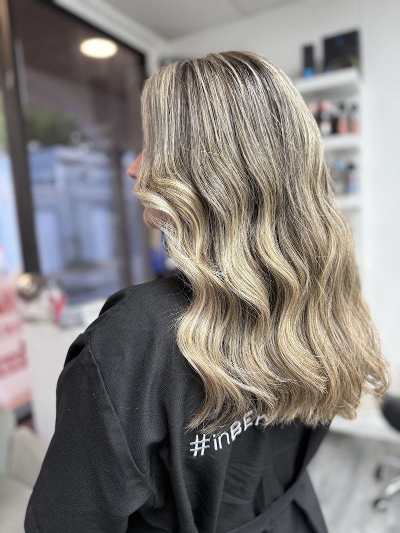 Kenia Beauty & Style