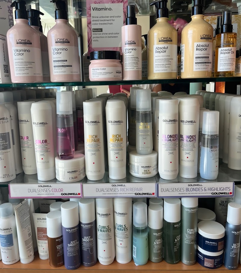Zaine Colour Salon