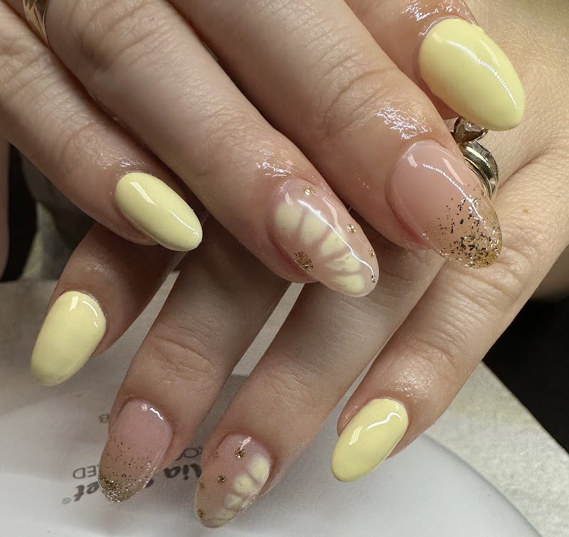 FOREVER BEAUTY SALON