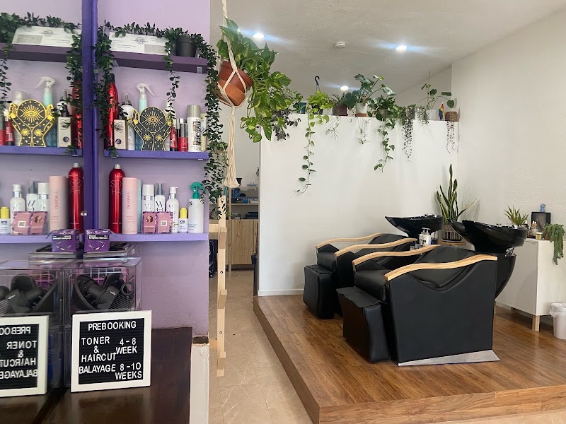Titas Hair Studio
